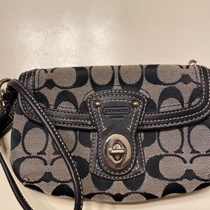Wristlet